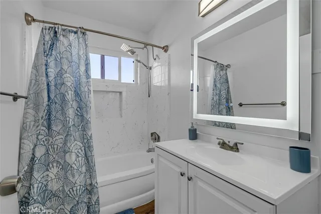 $4,985,000 | 6652 Darby Avenue, Reseda, CA 91335