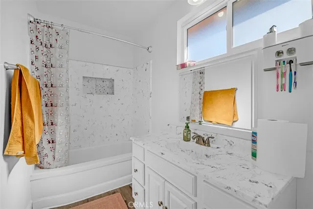 $4,985,000 | 6652 Darby Avenue, Reseda, CA 91335