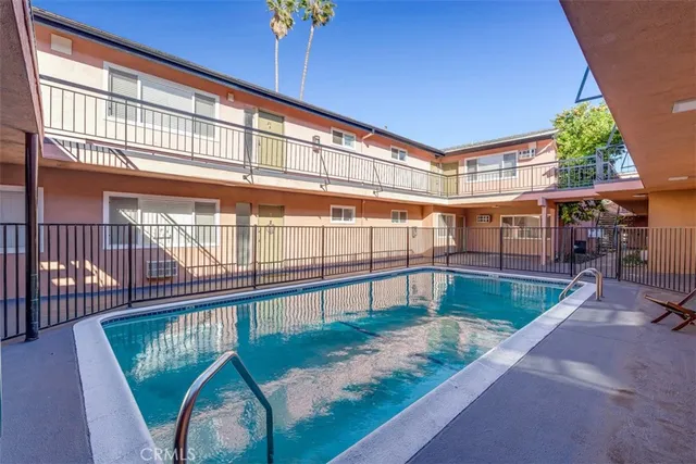 $4,985,000 | 6652 Darby Avenue, Reseda, CA 91335