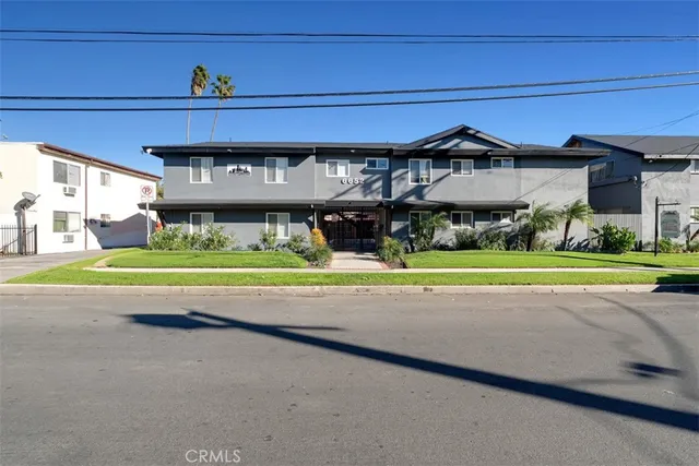 $4,985,000 | 6652 Darby Avenue, Reseda, CA 91335