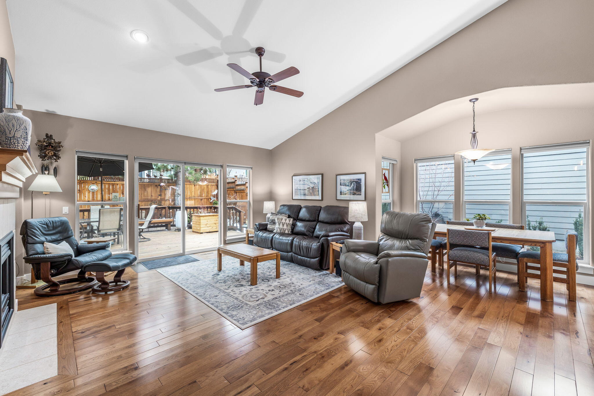 1026 Northwest Stannium Road Bend, OR 97703 - Photo 10 of 36 10