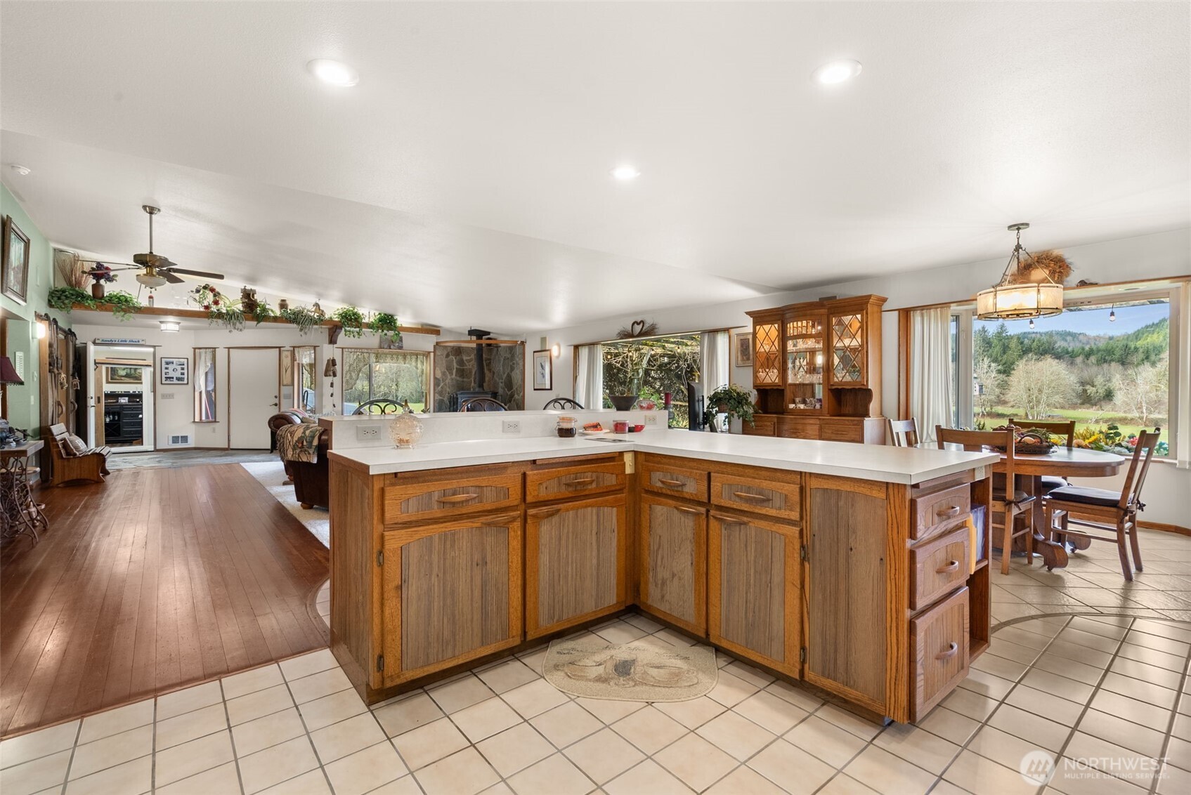 65 Wilderness Road Oakville, WA 98568 - Photo 9 of 40 a kitchen with stainless steel appliances granite countertop a sink and cabinets