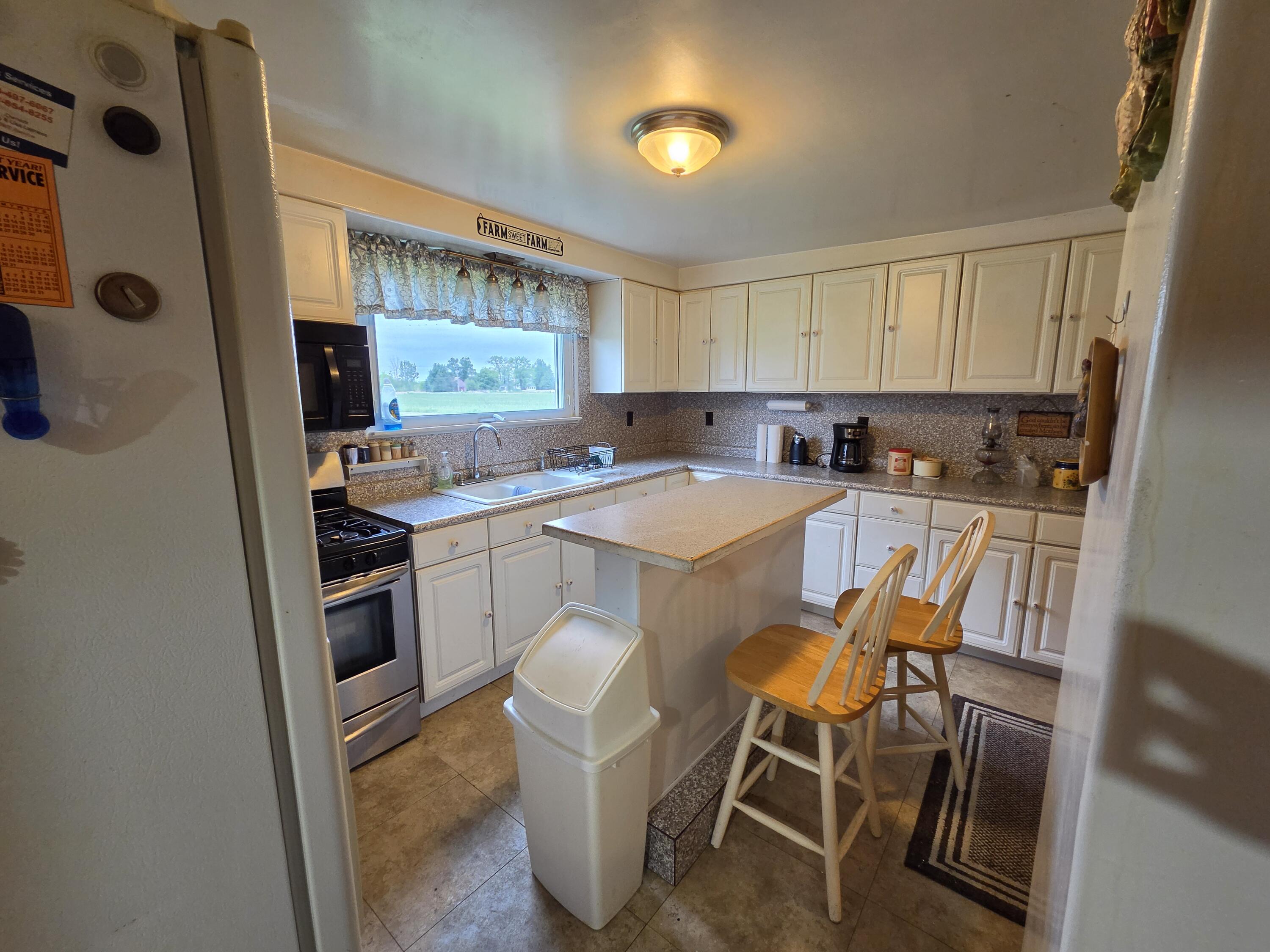 19120 Welch Road Milan, MI 48160 - Photo 6 of 38 20260520_092831