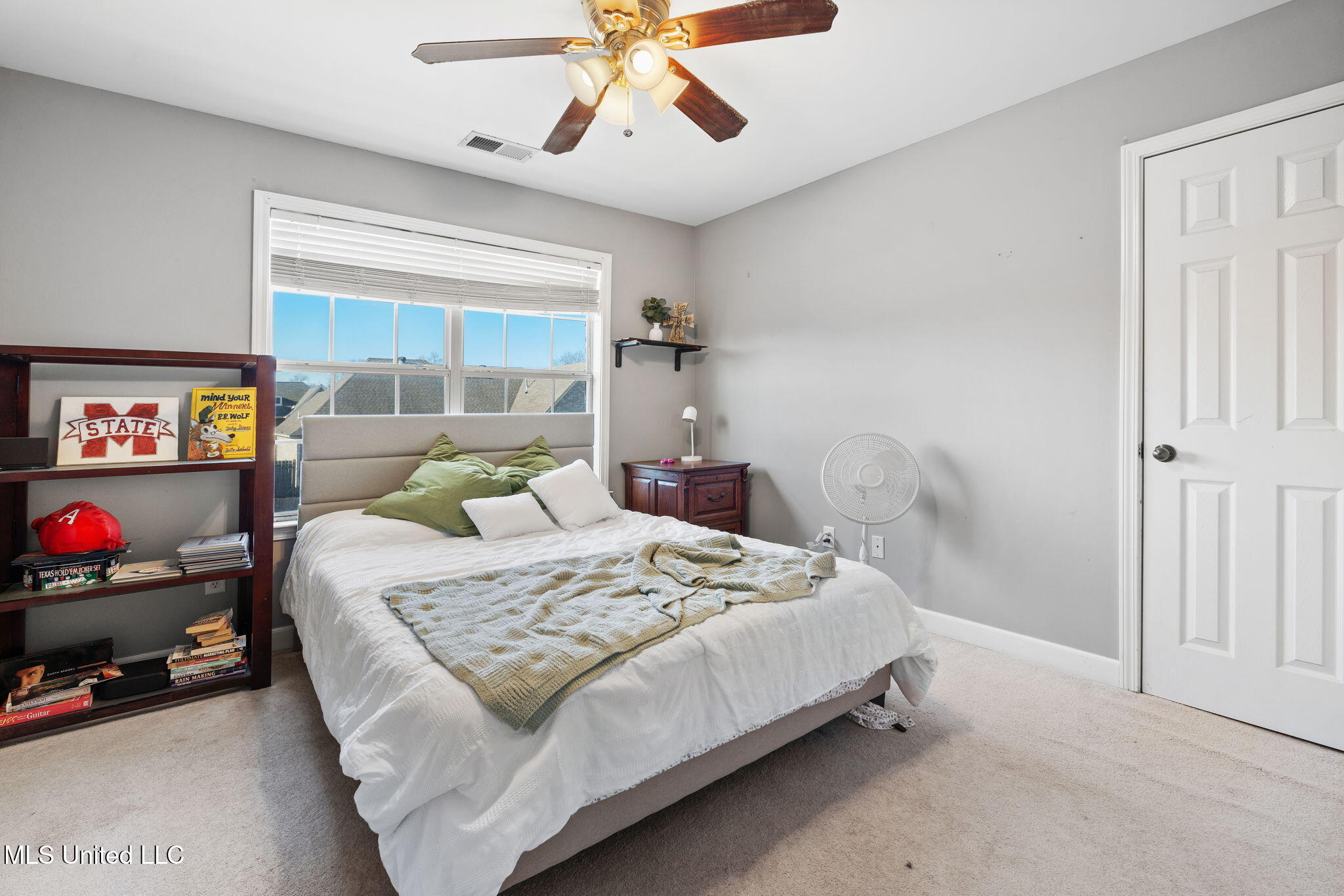 69 Lake Pointe Drive Hernando, MS 38632 - Photo 20 of 27 Bedroom 2