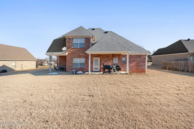 $329,000 | 69 Lake Pointe Drive, Hernando, MS 38632