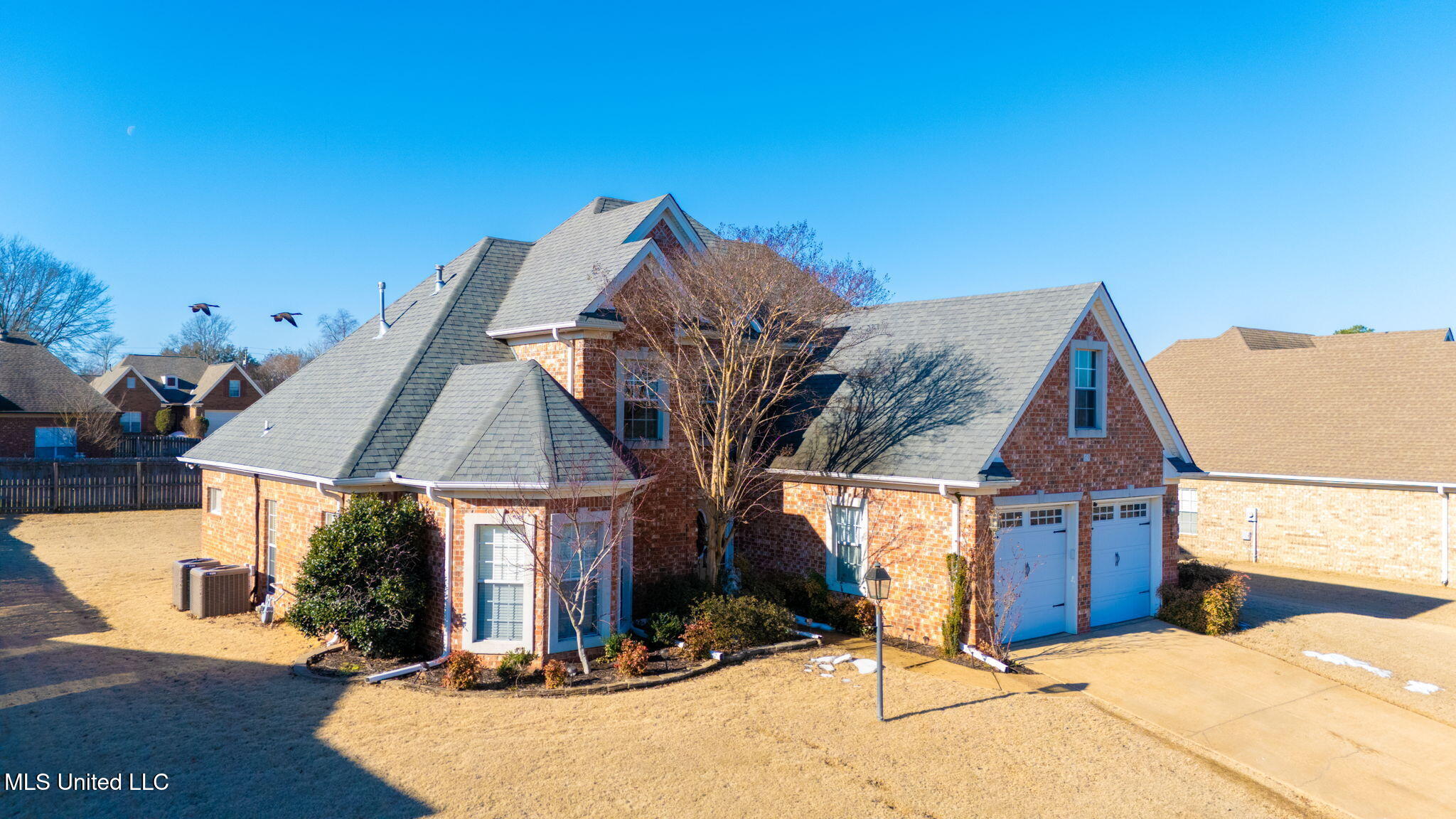 69 Lake Pointe Drive Hernando, MS 38632 - Photo 3 of 27 Aerial View of Side