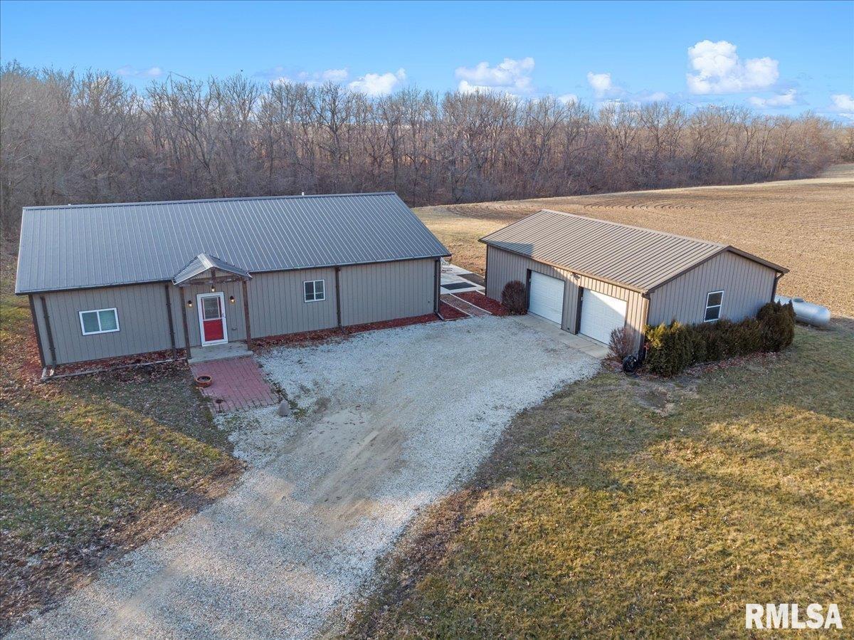 607 Stewart Road Franklin, IL 62638 - Photo 1 of 47
