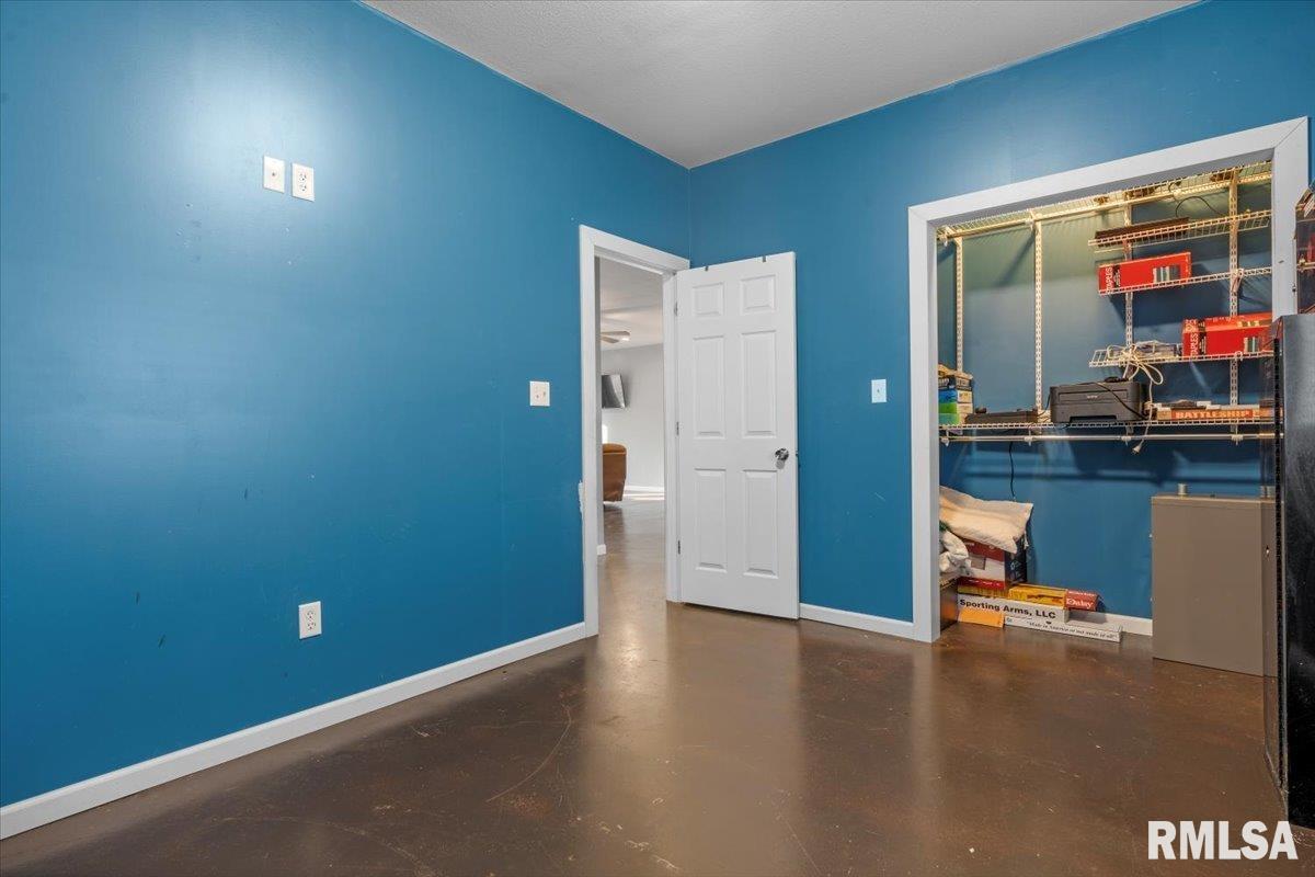 607 Stewart Road Franklin, IL 62638 - Photo 33 of 47