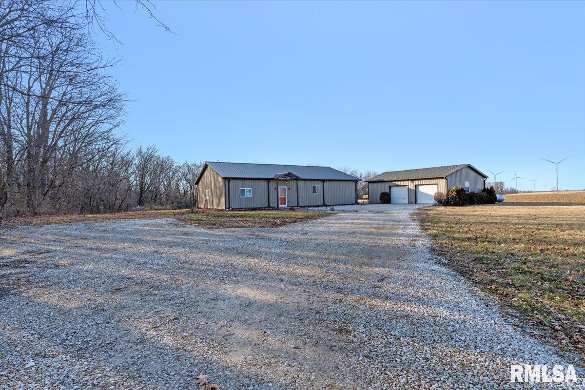 607 Stewart Road Franklin, IL 62638 - Photo 6 of 47