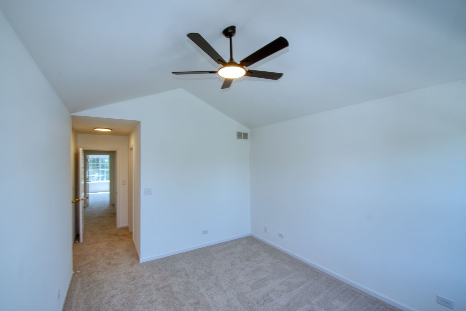 5564 Elizabeth Place Rolling Meadows, IL 60008 - Photo 17 of 21