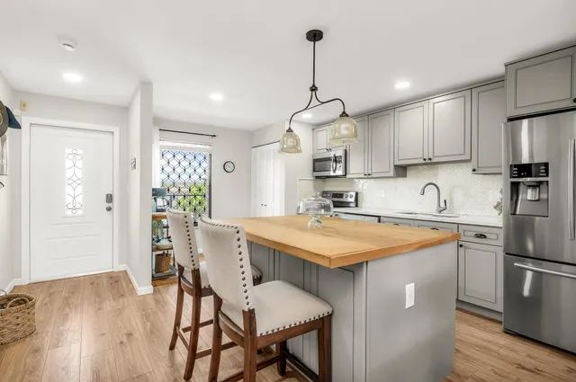 $3,400 | 1629 Riverview Road, Unit 417, Deerfield Beach, FL 33441