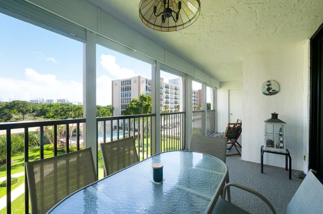 $3,400 | 1629 Riverview Road, Unit 417, Deerfield Beach, FL 33441