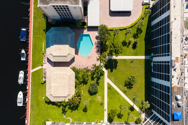 $3,400 | 1629 Riverview Road, Unit 417, Deerfield Beach, FL 33441