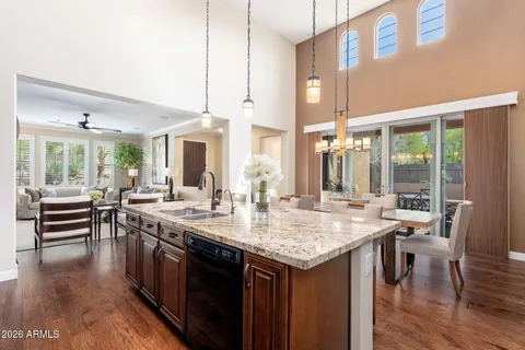 $750,000 | 10052 East Bell Road, Scottsdale, AZ 85260