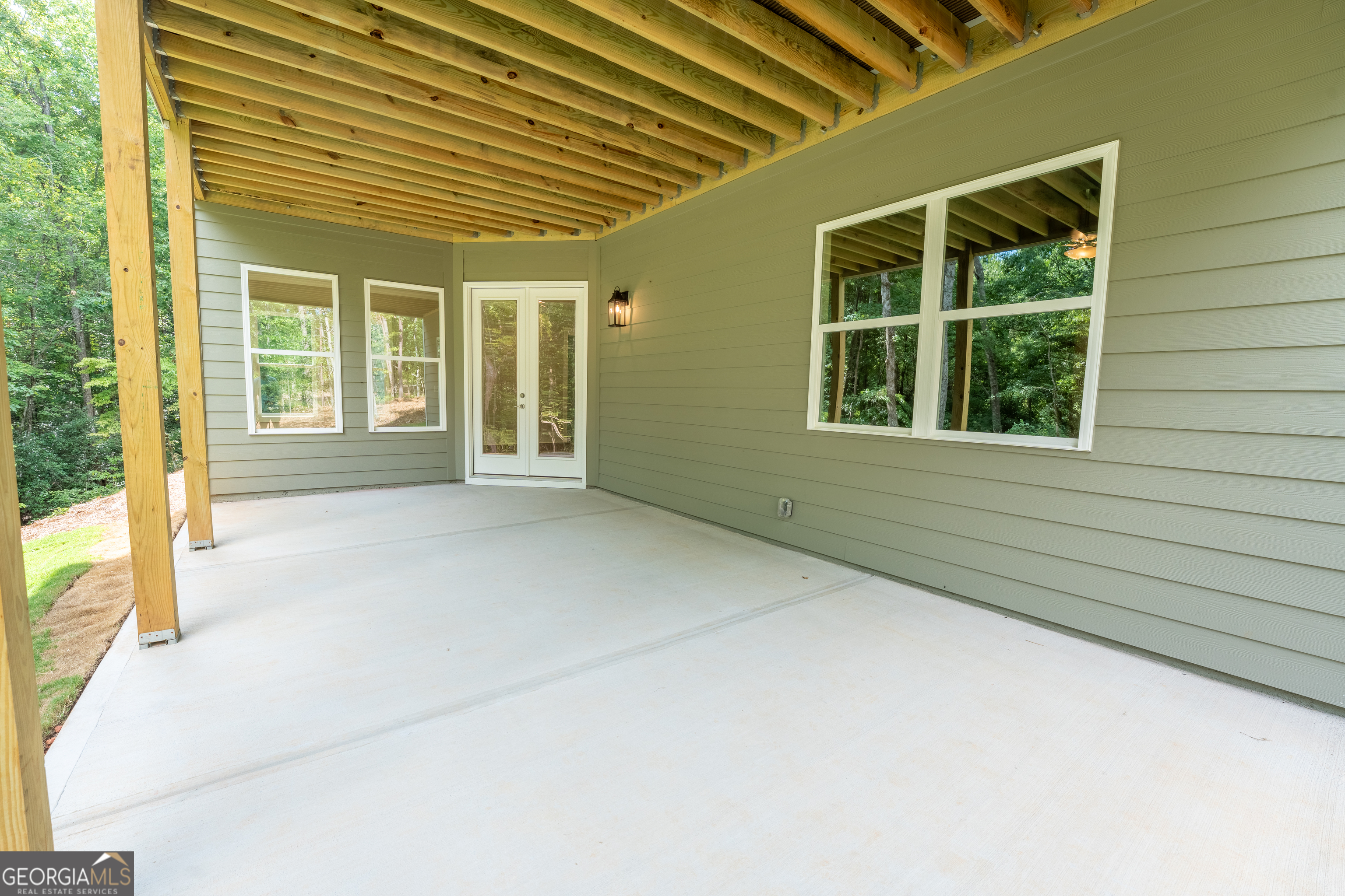 120 Fall Pippin Court Clarkesville, GA 30523 - Photo 61 of 65 a view of an empty room with a window