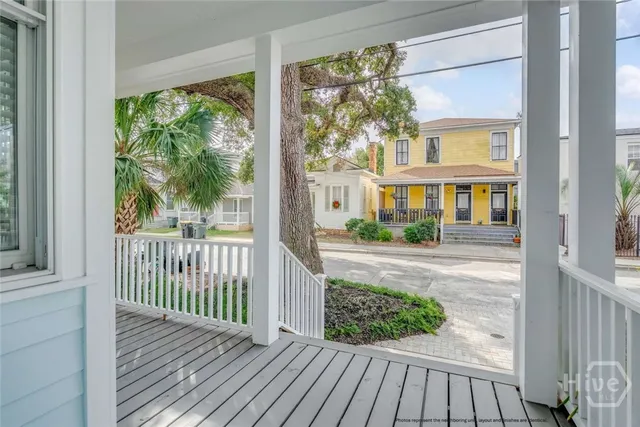 $2,999 | 218 West 43rd Street, Savannah, GA 31401