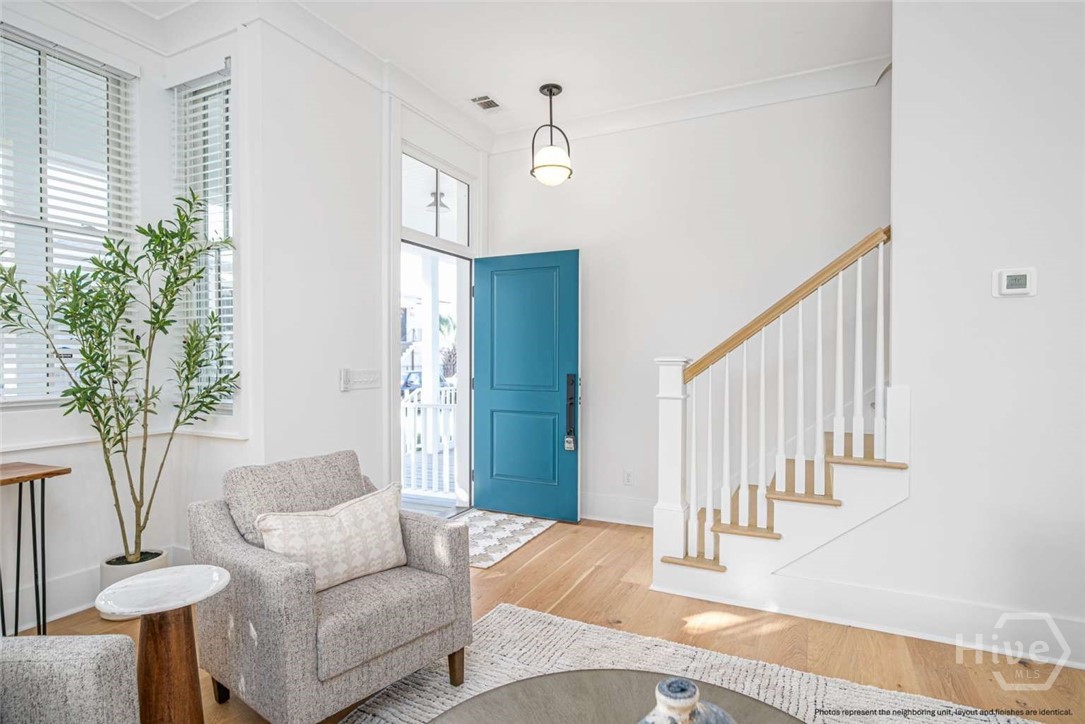 218 West 43rd Street Savannah, GA 31401 - Photo 3 of 20