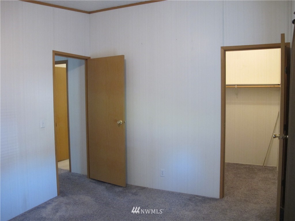 6502 Ferguson Road Northeast Moses Lake, WA 98837 - Photo 14 of 20