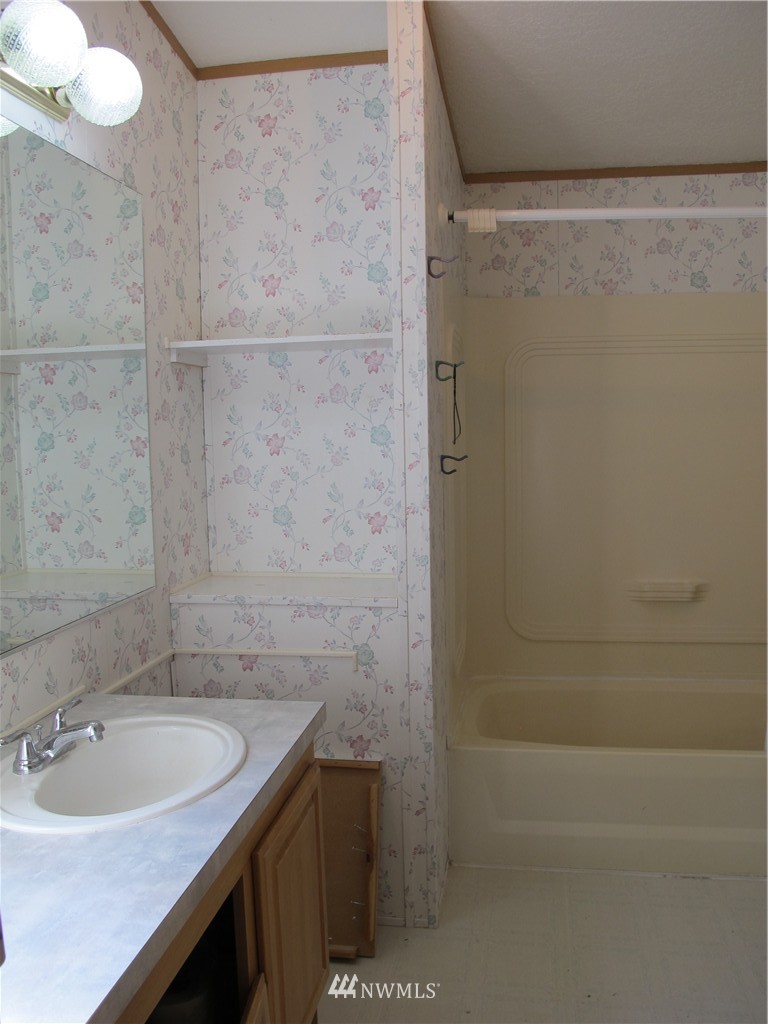 6502 Ferguson Road Northeast Moses Lake, WA 98837 - Photo 9 of 20
