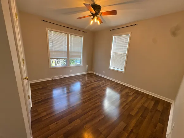 $3,500 | 20 Iowa Avenue, Addison, IL 60101