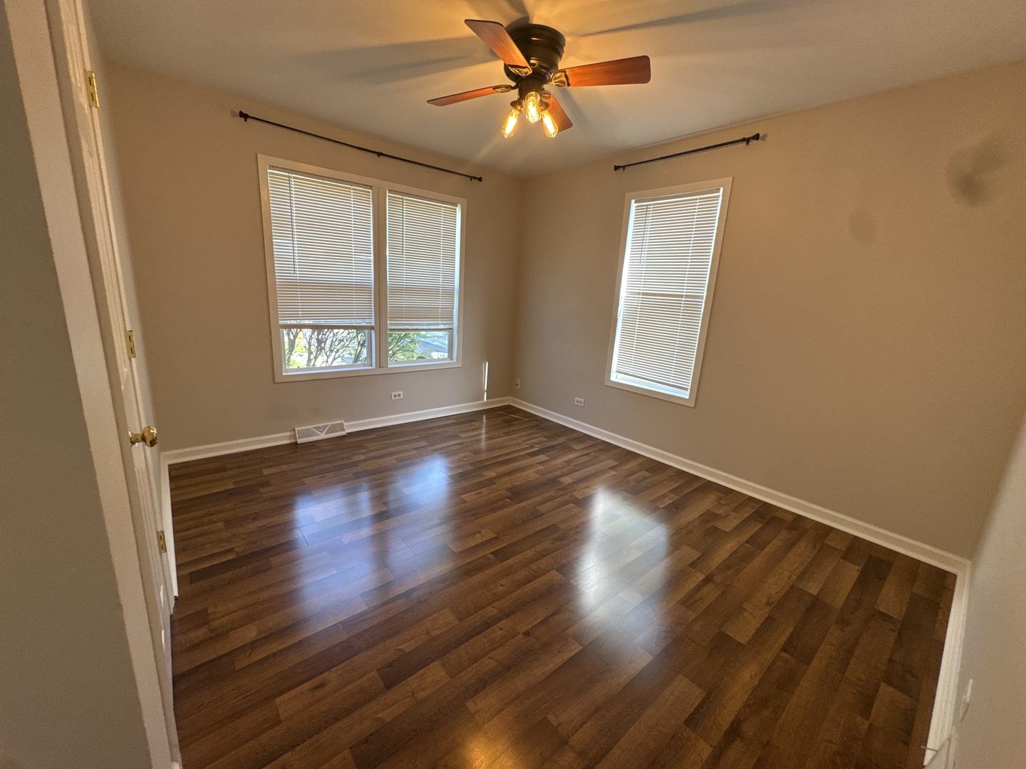 20 Iowa Avenue Addison, IL 60101 - Photo 12 of 25