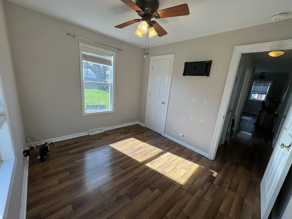 $3,500 | 20 Iowa Avenue, Addison, IL 60101