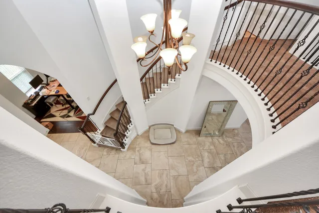 a view of entryway and hall