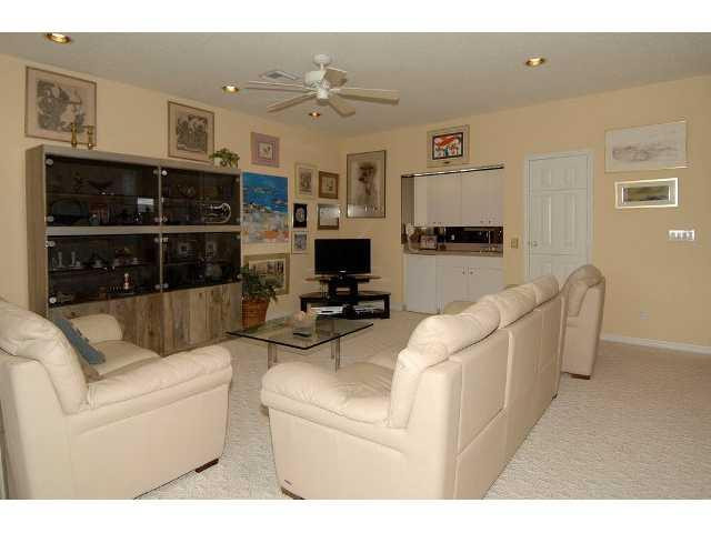 103 North Ocean Boulevard, Unit 103 Boca Raton, FL 33432 - Photo 11 of 25 Living Room
