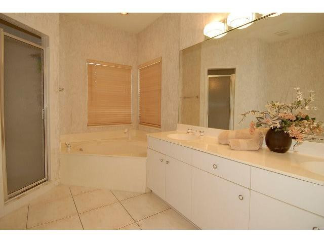 103 North Ocean Boulevard, Unit 103 Boca Raton, FL 33432 - Photo 15 of 25 Master Bath/Spa