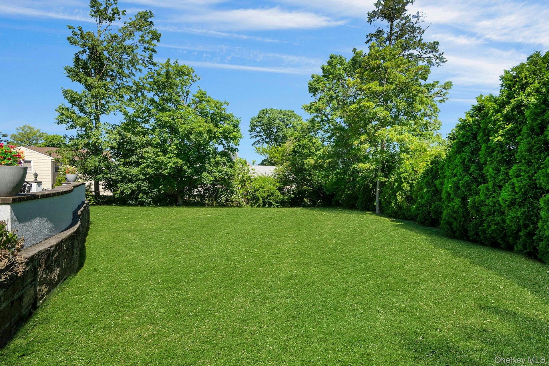 101 Windsor Ovl New Rochelle, NY 10805 - Photo 31 of 48