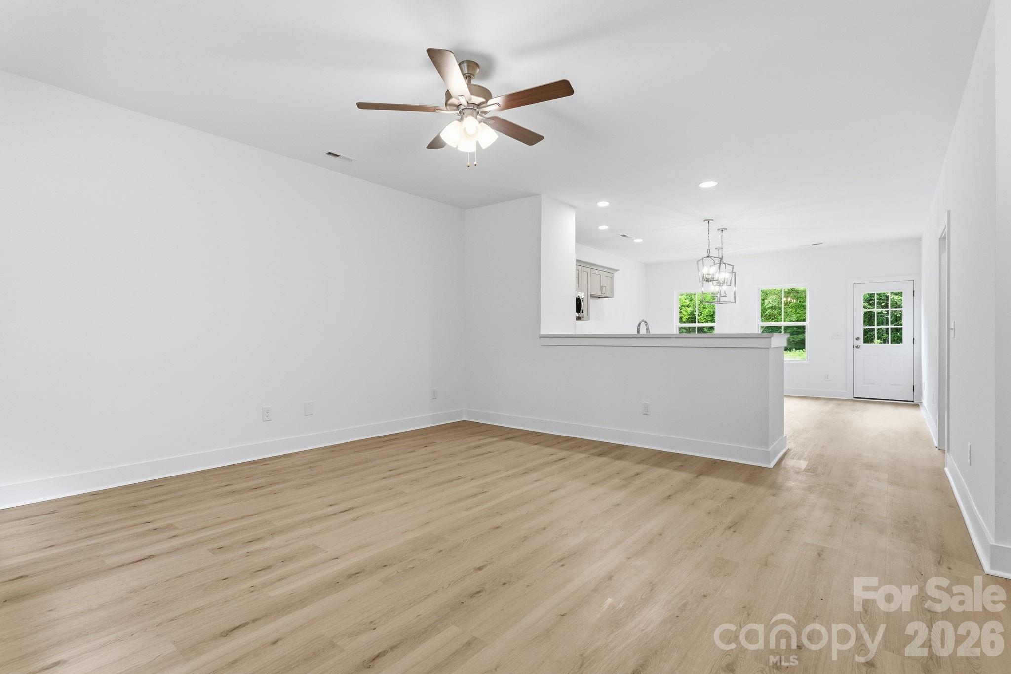 2021 Hart Road Charlotte, NC 28214 - Photo 6 of 22