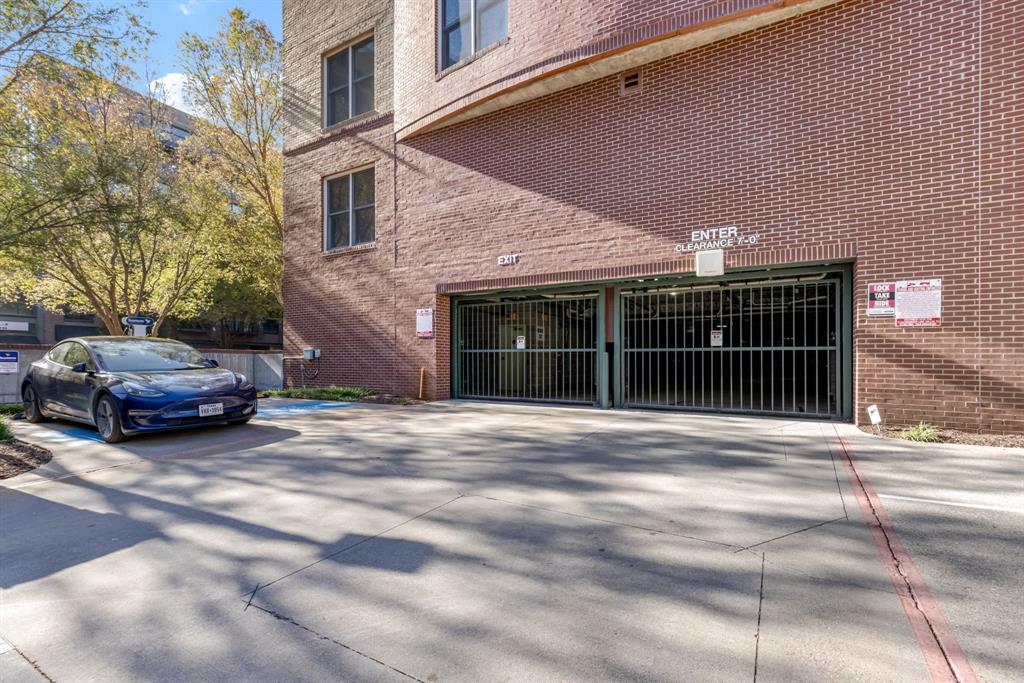 5055 Addison Circle, Unit 733 Addison, TX 75001 - Photo 25 of 40 a house view