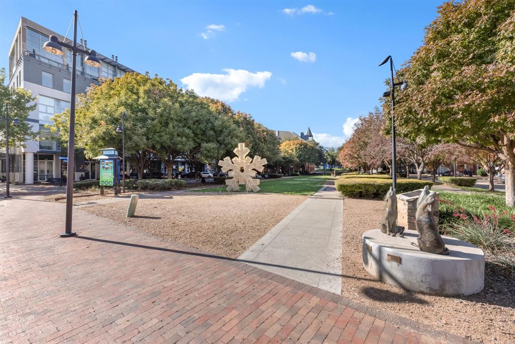 5055 Addison Circle, Unit 733 Addison, TX 75001 - Photo 29 of 40 a view of outdoor space yard and patio