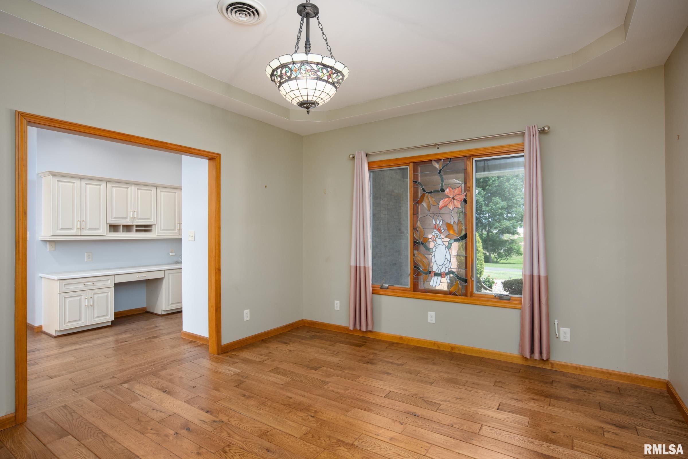 1535 Howard Road Marion, IL 62959 - Photo 10 of 44