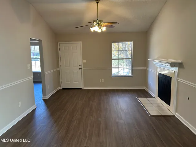 $1,395 | 7122 Village Lane, Olive Branch, MS 38654