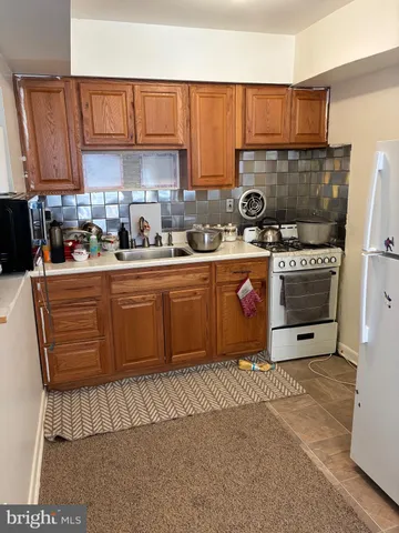 $1,090 | 10039 Bridle Road, Philadelphia, PA 19116