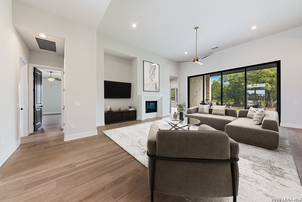 193 Ranch Heights Boerne, TX 78015 - Photo 5 of 45