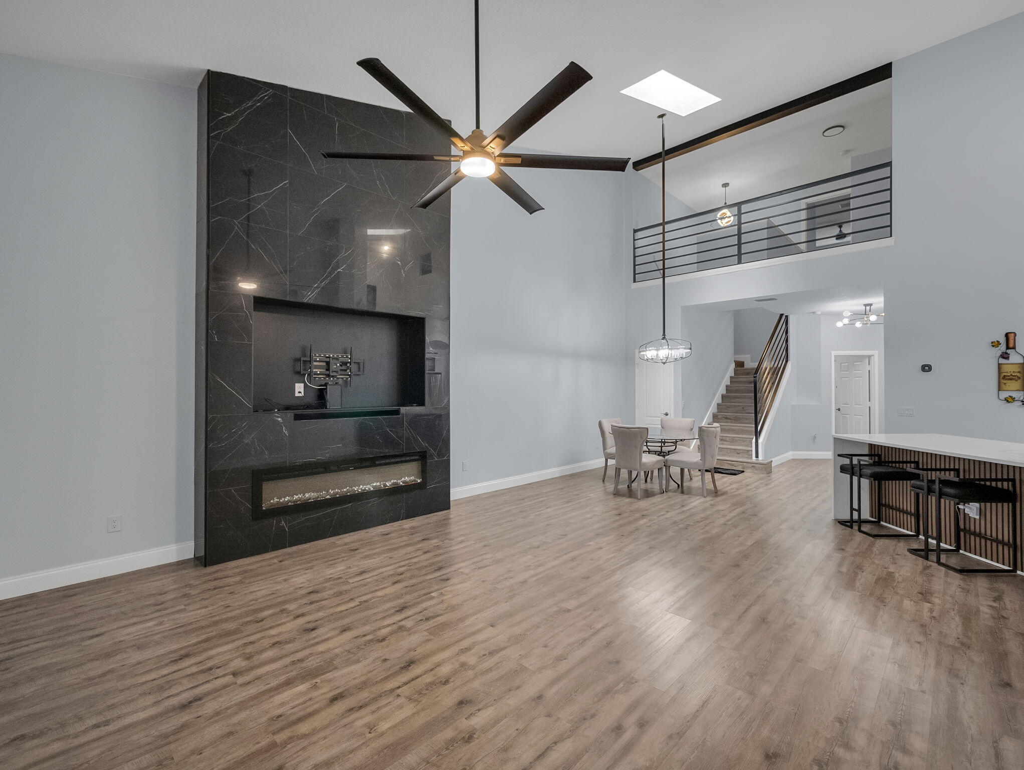 1583 Southwest Harbour Isles Circle, Unit 57 Port St. Lucie, FL 34986 - Photo 11 of 33 Living Area