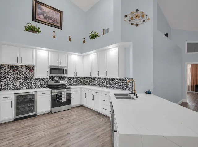 $375,000 | 1583 Southwest Harbour Isles Circle, Unit 57, Port St. Lucie, FL 34986