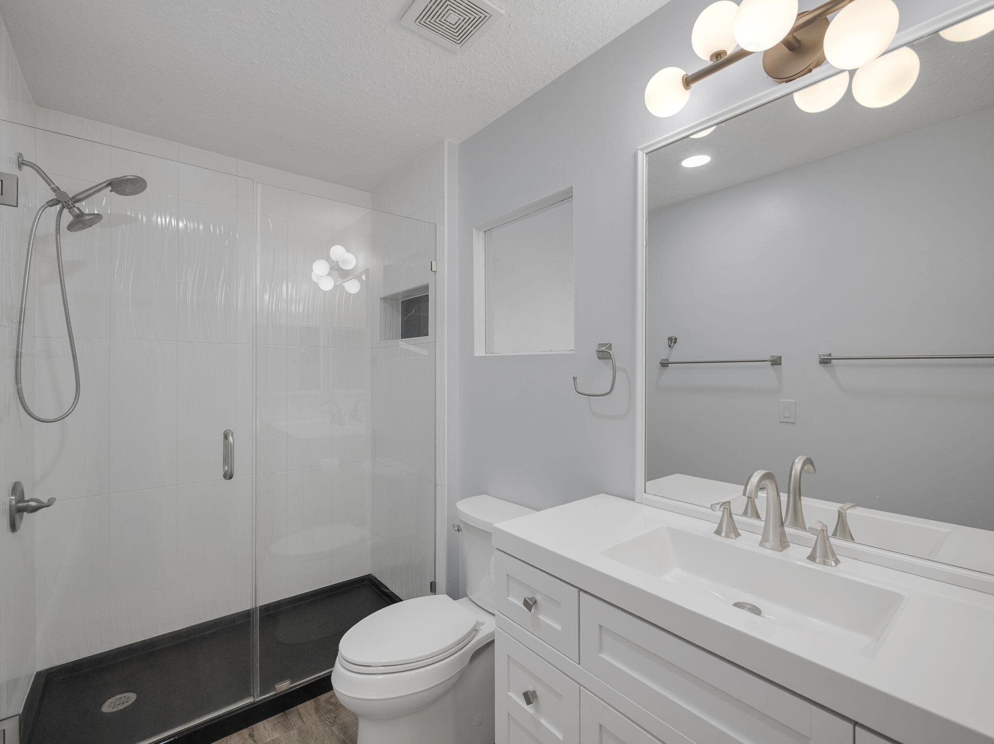 1583 Southwest Harbour Isles Circle, Unit 57 Port St. Lucie, FL 34986 - Photo 23 of 33 Second Bathroom