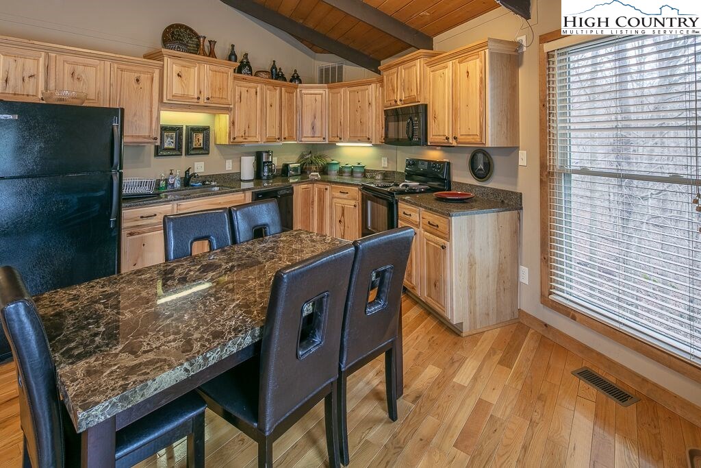 126 Lower Grouse Ridge Road Beech Mountain, NC 28604 - Photo 12 of 40 Gallery Image 12