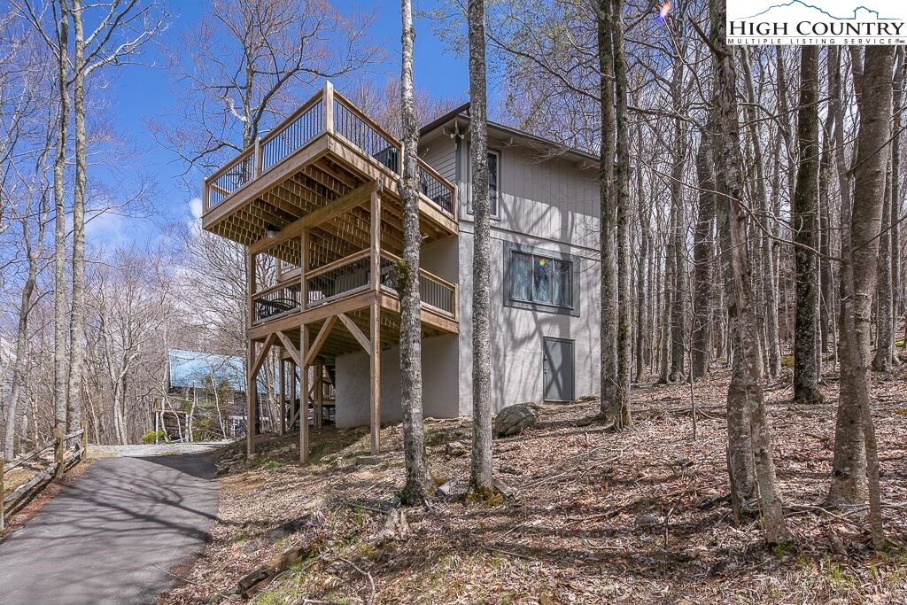 126 Lower Grouse Ridge Road Beech Mountain, NC 28604 - Photo 3 of 40 Gallery Image 3
