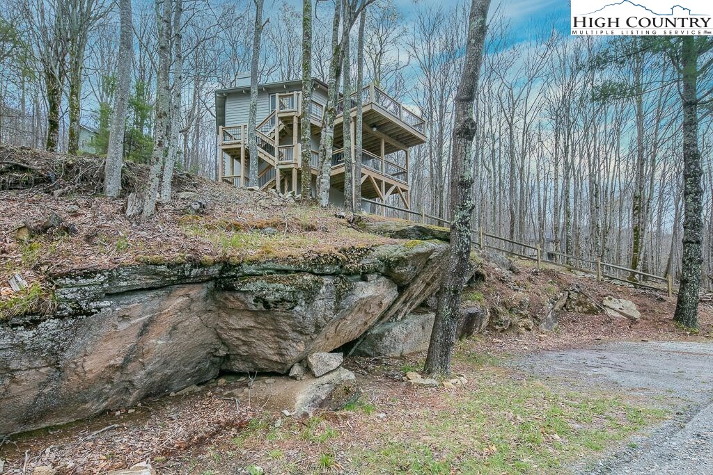 126 Lower Grouse Ridge Road Beech Mountain, NC 28604 - Photo 34 of 40 Gallery Image 34