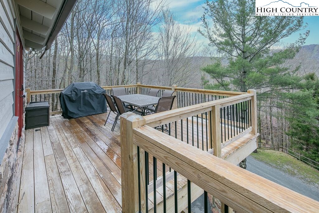 126 Lower Grouse Ridge Road Beech Mountain, NC 28604 - Photo 5 of 40 Gallery Image 5