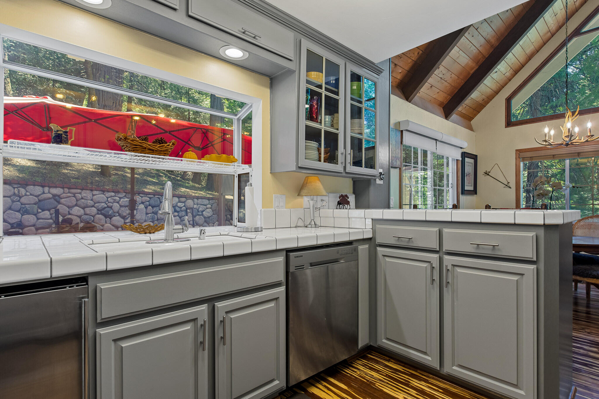 249 Fremont Road Lake Arrowhead, CA 92352 - Photo 9 of 45 Fremont2014