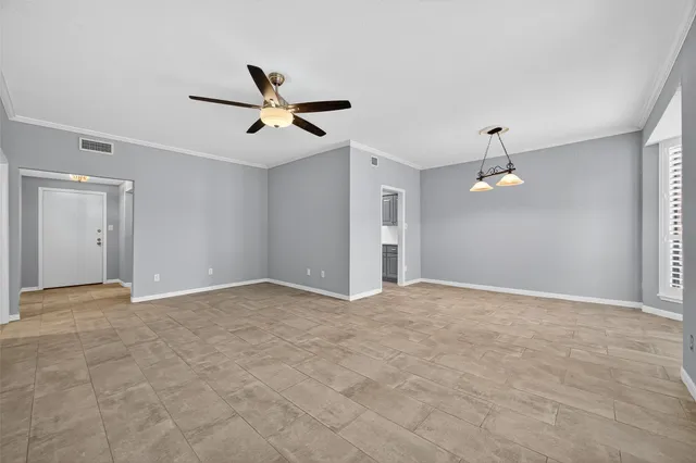 $197,000 | 2400 North Braeswood Boulevard, Unit 129, Houston, TX 77030