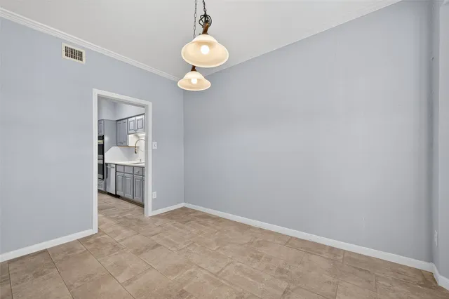 $197,000 | 2400 North Braeswood Boulevard, Unit 129, Houston, TX 77030