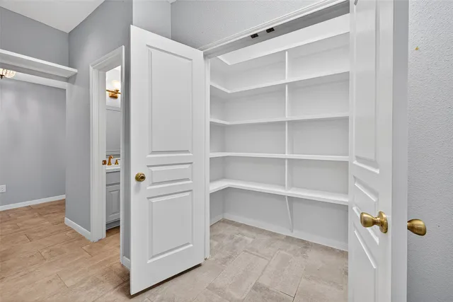 $197,000 | 2400 North Braeswood Boulevard, Unit 129, Houston, TX 77030