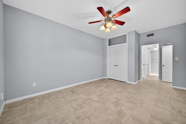 $197,000 | 2400 North Braeswood Boulevard, Unit 129, Houston, TX 77030