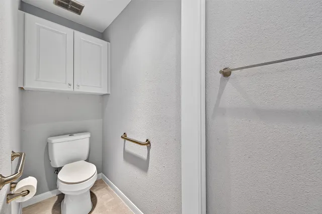 $197,000 | 2400 North Braeswood Boulevard, Unit 129, Houston, TX 77030